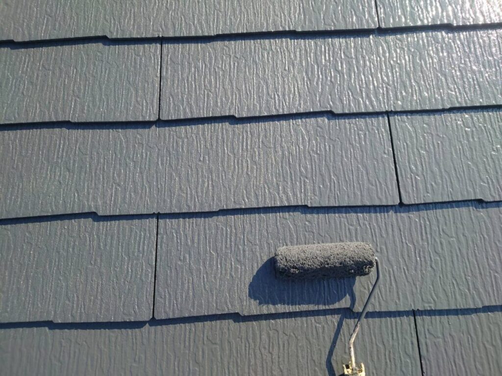 八王子市アパート　外壁塗装ゾラコート　屋根上塗り